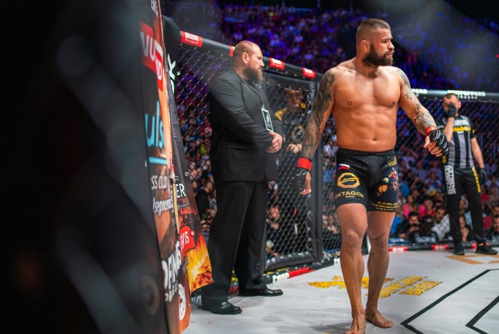 Dočkáme sa druhého Zápasu storočia? Karlos Vémola po ňom túži